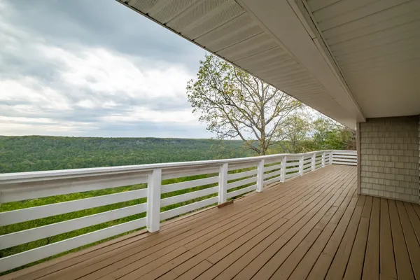 $414,400 | 1927 Laurel Lake Drive, Monteagle, TN 37356