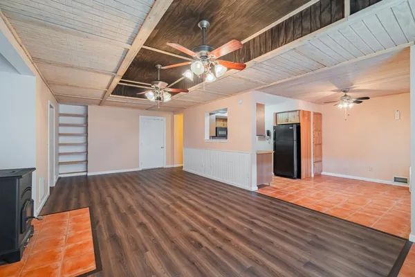 $414,400 | 1927 Laurel Lake Drive, Monteagle, TN 37356