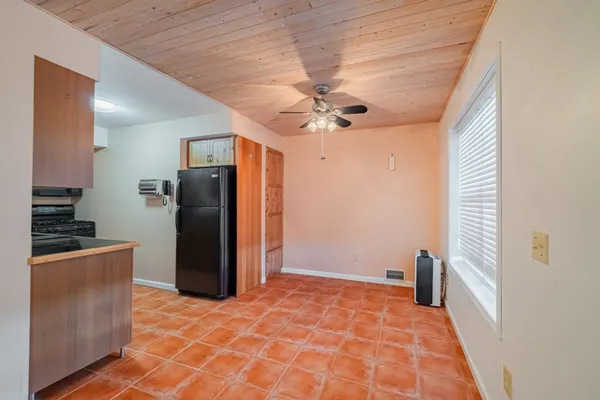 $414,400 | 1927 Laurel Lake Drive, Monteagle, TN 37356