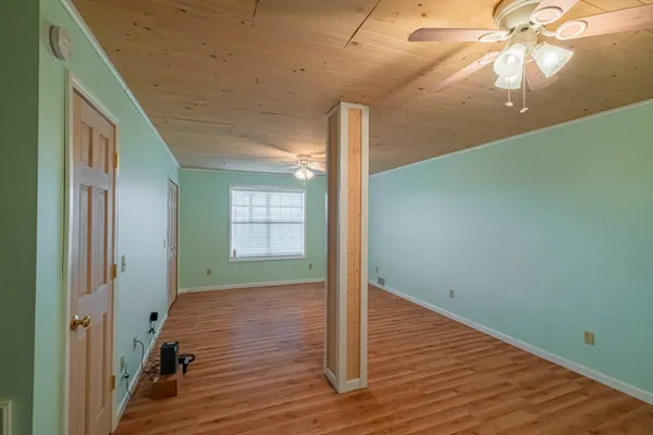 $414,400 | 1927 Laurel Lake Drive, Monteagle, TN 37356