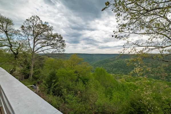 $414,400 | 1927 Laurel Lake Drive, Monteagle, TN 37356