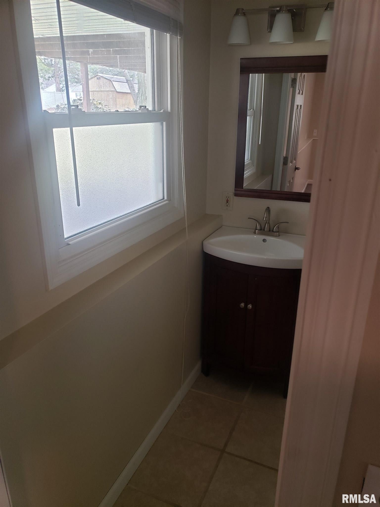 52 Lynette Place Decatur, IL 62526 - Photo 18 of 34