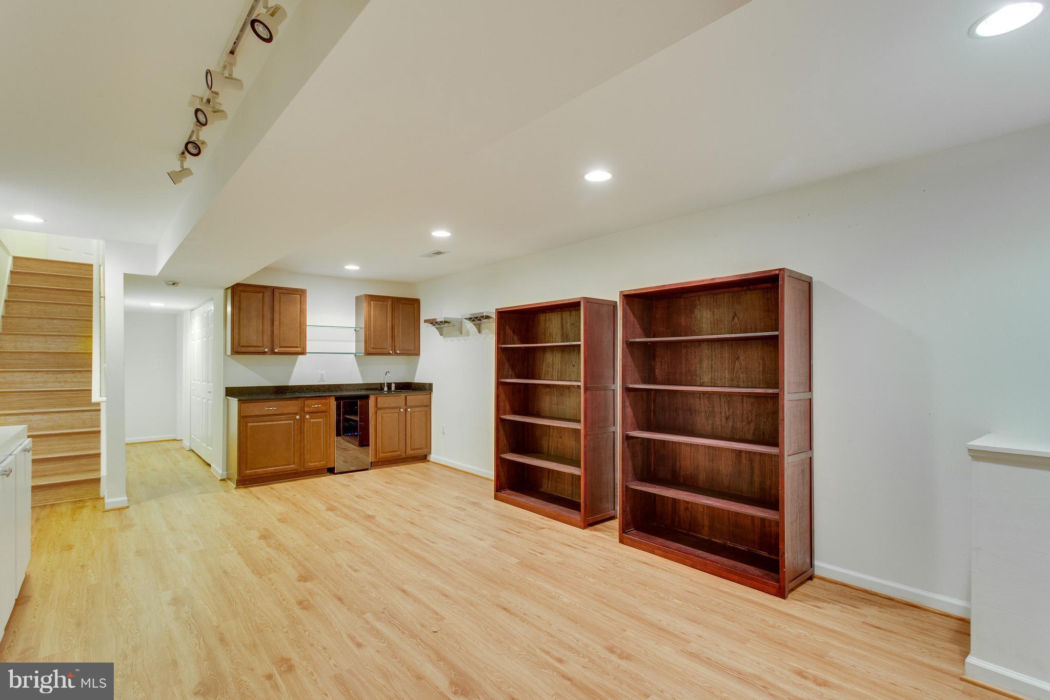 112 West Glebe Road, Unit A Alexandria, VA 22305 - Photo 23 of 30 Owners installed wet bar in rec room