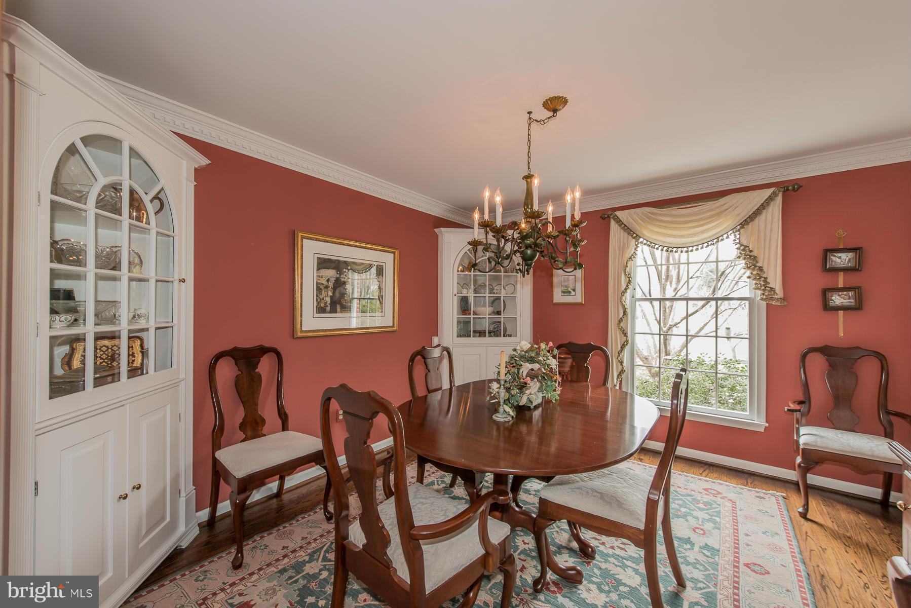 3677 Meadowvale Road Ellicott City, MD 21042 - Photo 10 of 30 a dining room with furniture and window