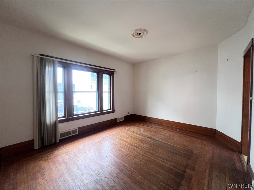 199 Potters Road Buffalo, NY 14220 - Photo 7 of 31 Dining room