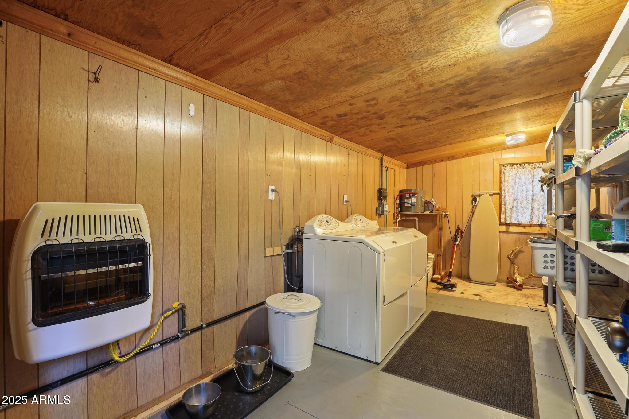 199 West Mockingbird Lane Payson, AZ 85541 - Photo 31 of 36 a view of a storage & utility room