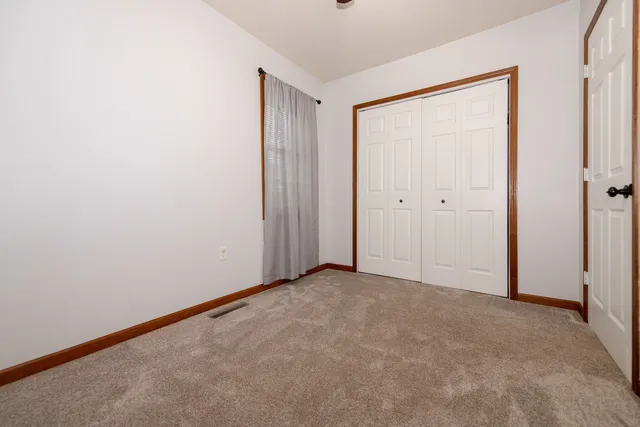 $300,000 | 511 Armstrong Street, Morris, IL 60450