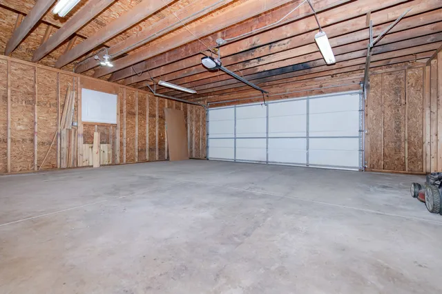 $300,000 | 511 Armstrong Street, Morris, IL 60450