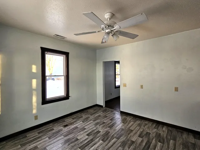 $125,000 | E2127 County Rd Uu, De Soto, WI 54624