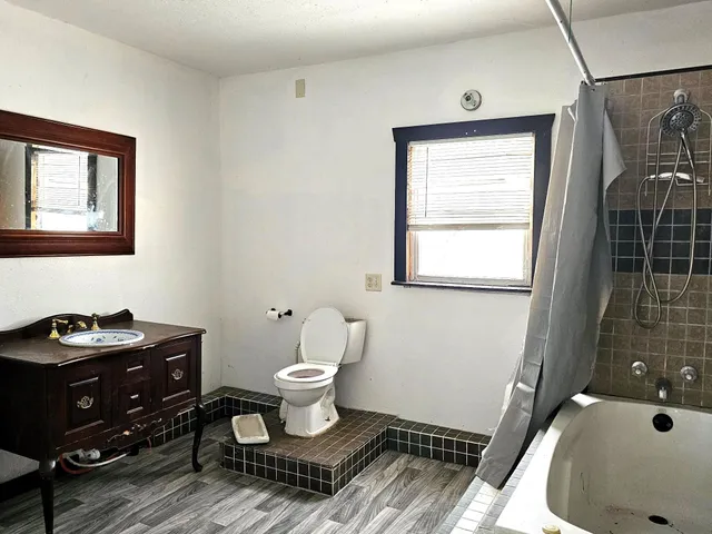 $125,000 | E2127 County Rd Uu, De Soto, WI 54624