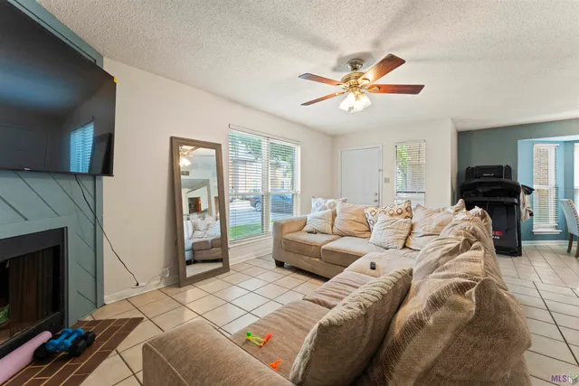 $132,000 | 1805 South Brightside View Drive, Unit C, Baton Rouge, LA 70820