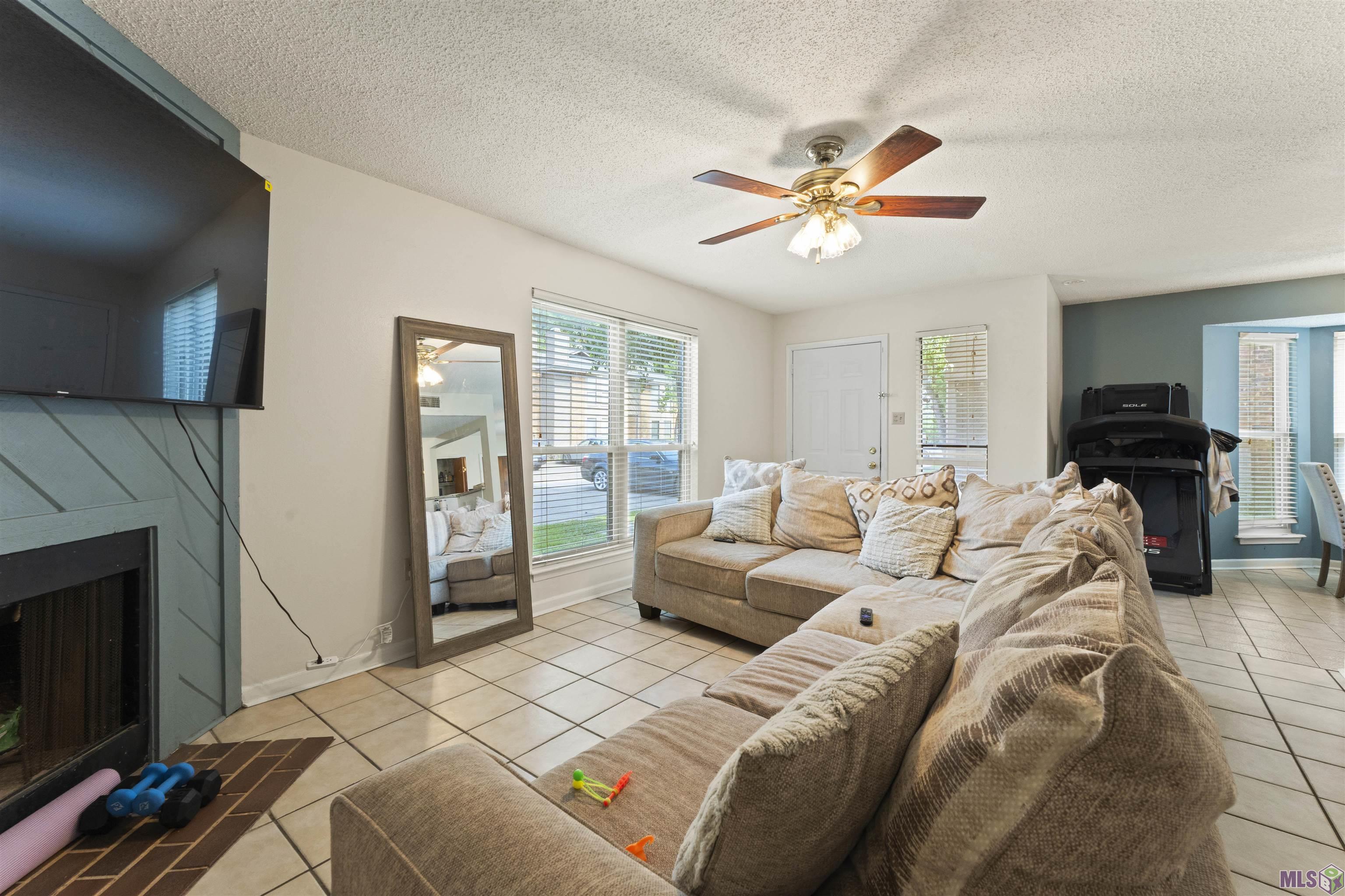 1805 South Brightside View Drive, Unit C Baton Rouge, LA 70820 - Photo 4 of 13