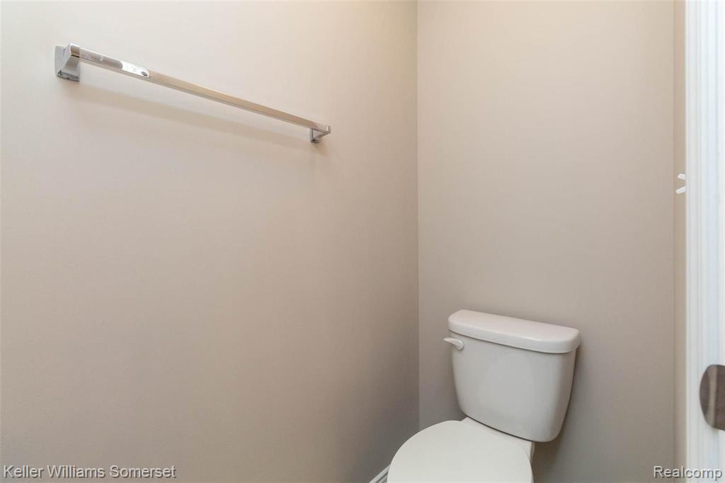 2854 Prairie View Road Ann Arbor, MI 48108 - Photo 26 of 48