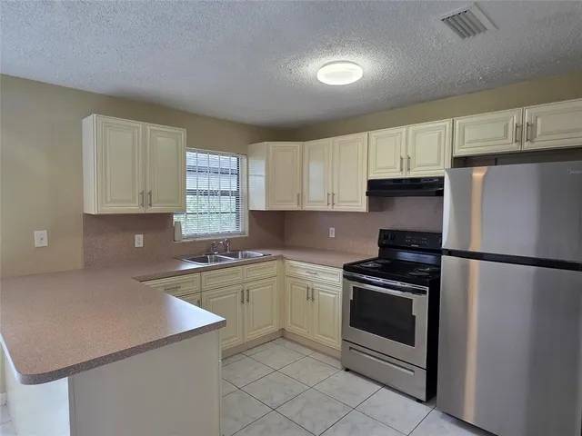 $2,995 | 309 Northeast 169th Street, North Miami Beach, FL 33162