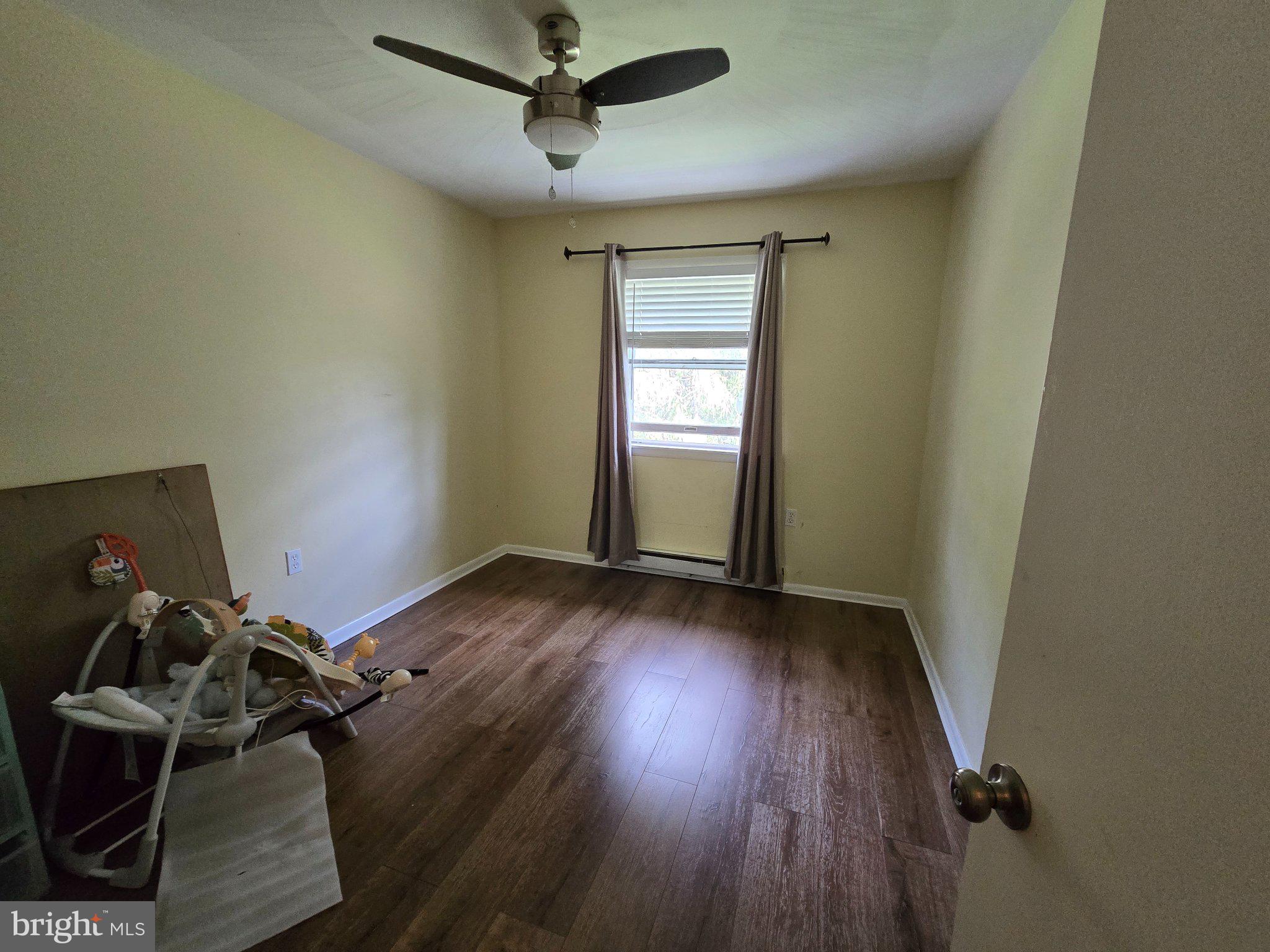 107 Keystone Hls Road, Unit 404 Factoryville, PA 18419 - Photo 17 of 27 Bright and airy room with natural light.