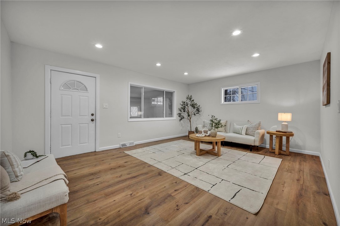 3959 Beach Road Medina, OH 44256 - Photo 11 of 47