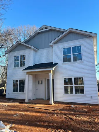 $400,000 | 210 King Street, Greer, SC 29651