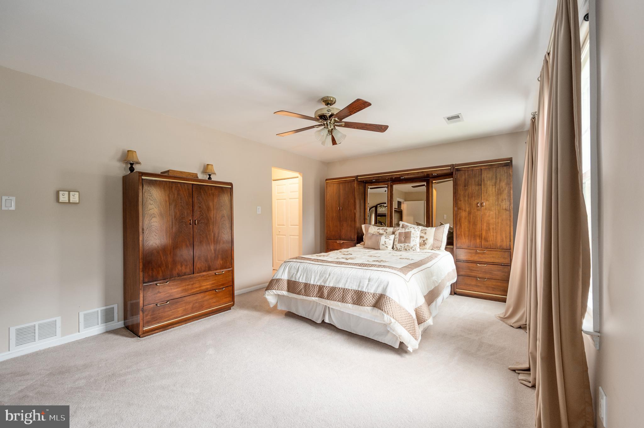 7609 Bertito Lane Springfield, VA 22153 - Photo 33 of 63 Yes, your furniture will fit in this 18X11 primary