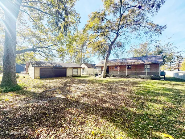 $220,000 | 4660 Moon Lake Road, Coahoma, MS 38617