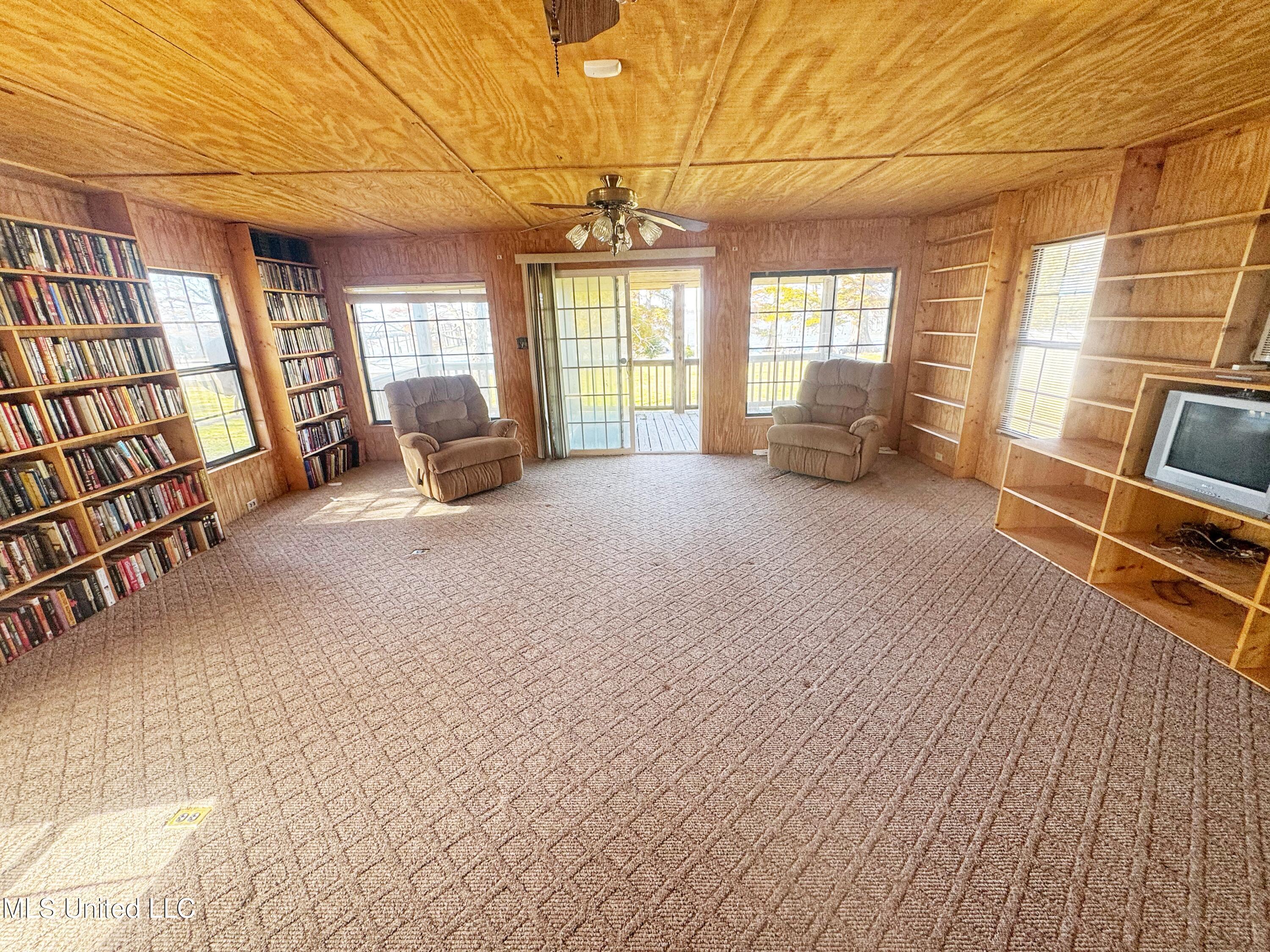 4660 Moon Lake Road Dundee, MS 38626 - Photo 11 of 25 IMG_1171