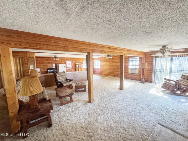 $220,000 | 4660 Moon Lake Road, Coahoma, MS 38617