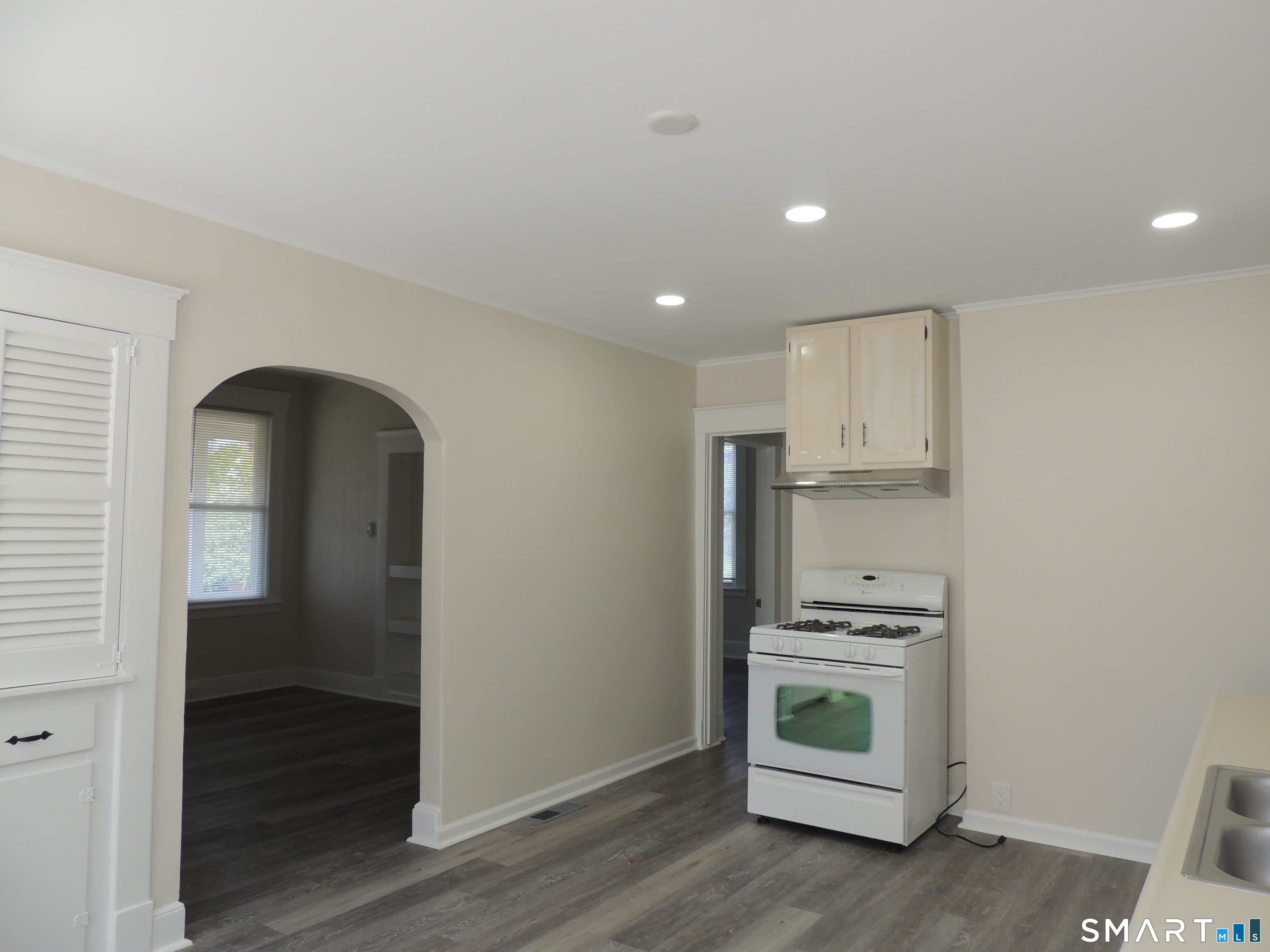 132 Silver Sands Road, Unit 1 East Haven, CT 06512 - Photo 11 of 20