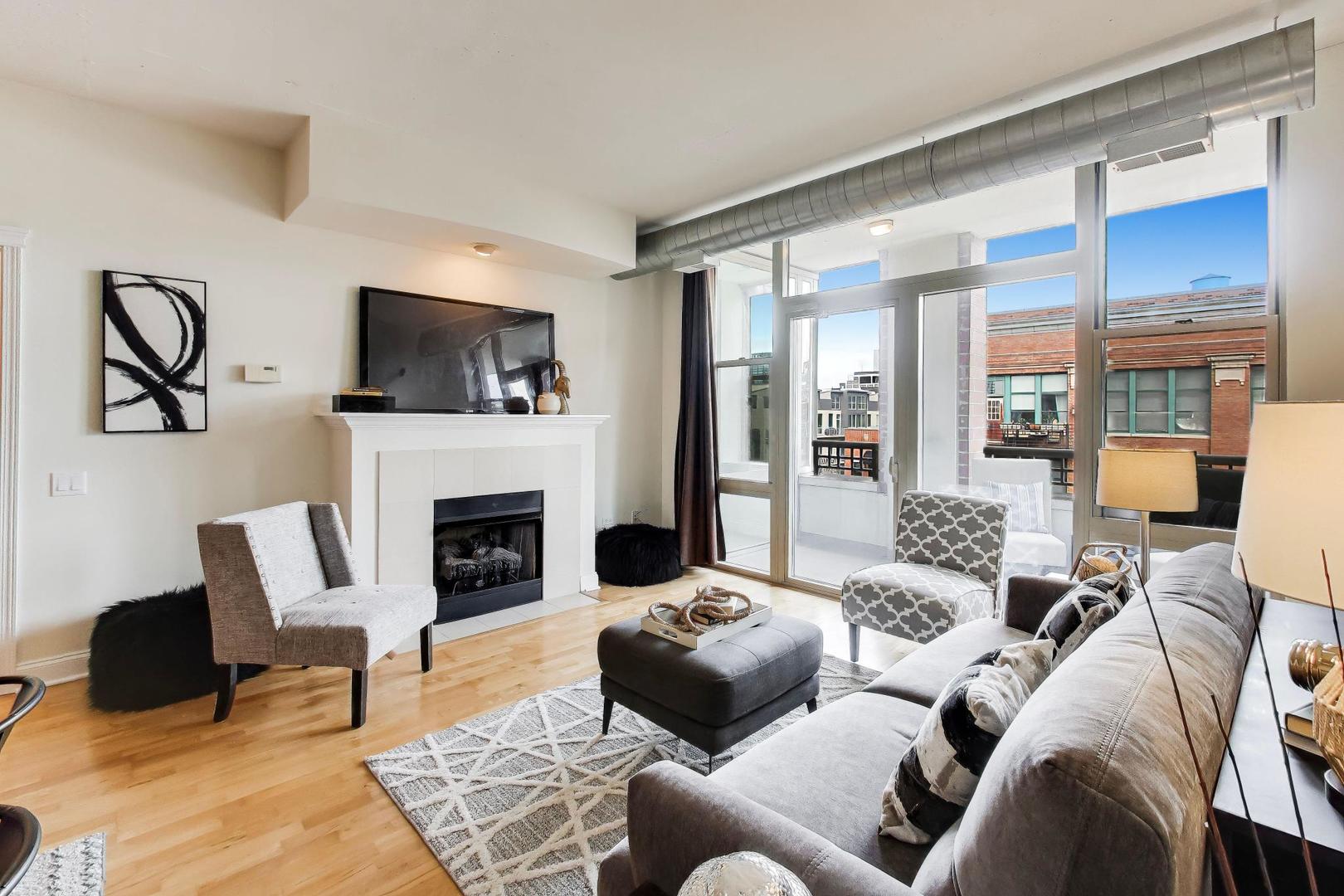 1001 West Madison Street, Unit 606 Chicago, IL 60607 - Photo 5 of 22
