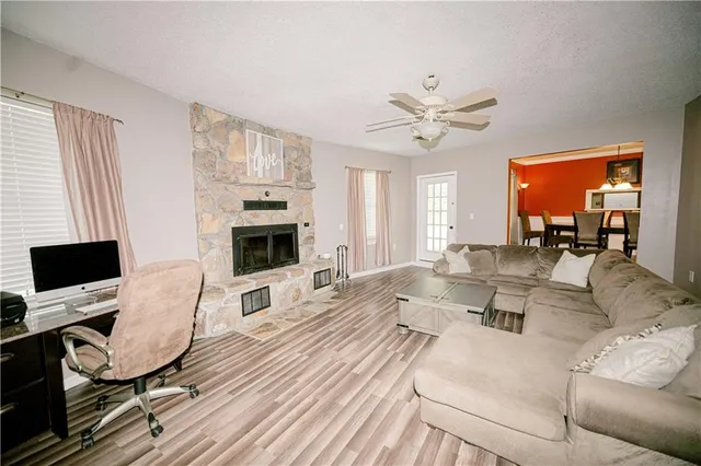 $320,000 | 25284 Lake Choctaw Road, Franklinton, LA 70438