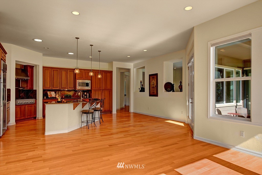 24025 Northeast Adair Road Redmond, WA 98053 - Photo 8 of 23 Gallery Image 8