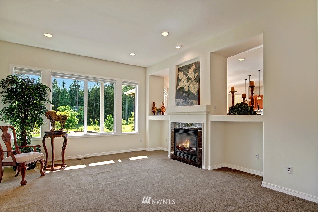 24025 Northeast Adair Road Redmond, WA 98053 - Photo 10 of 23 Gallery Image 10