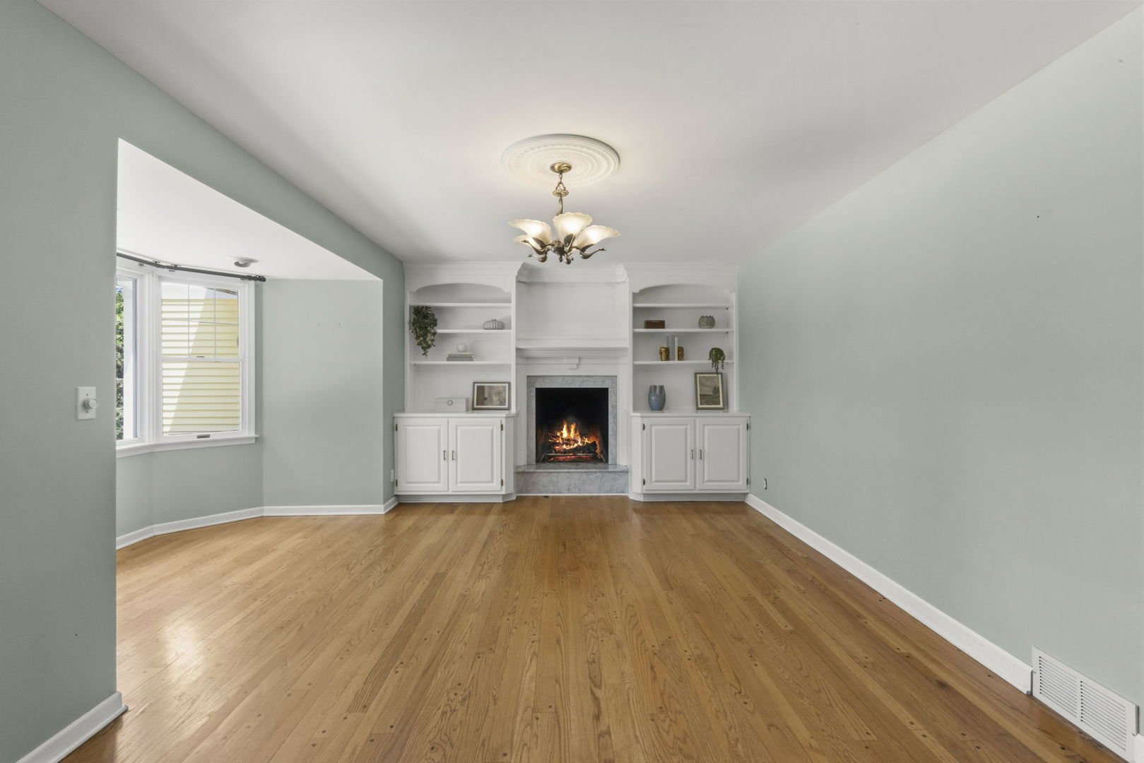 36W473 Ferson Creek Road St. Charles, IL 60174 - Photo 12 of 41