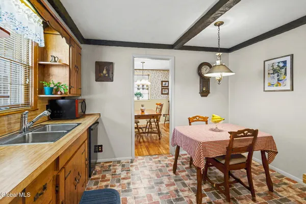 $314,900 | 14 Kelton Court, Albany, NY 12209