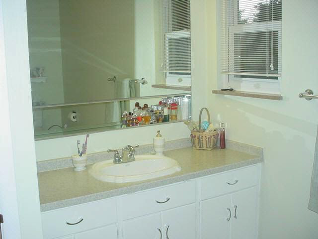 1908 North Riley Road Muncie, IN 47304 - Photo 8 of 9 Gallery Image 8