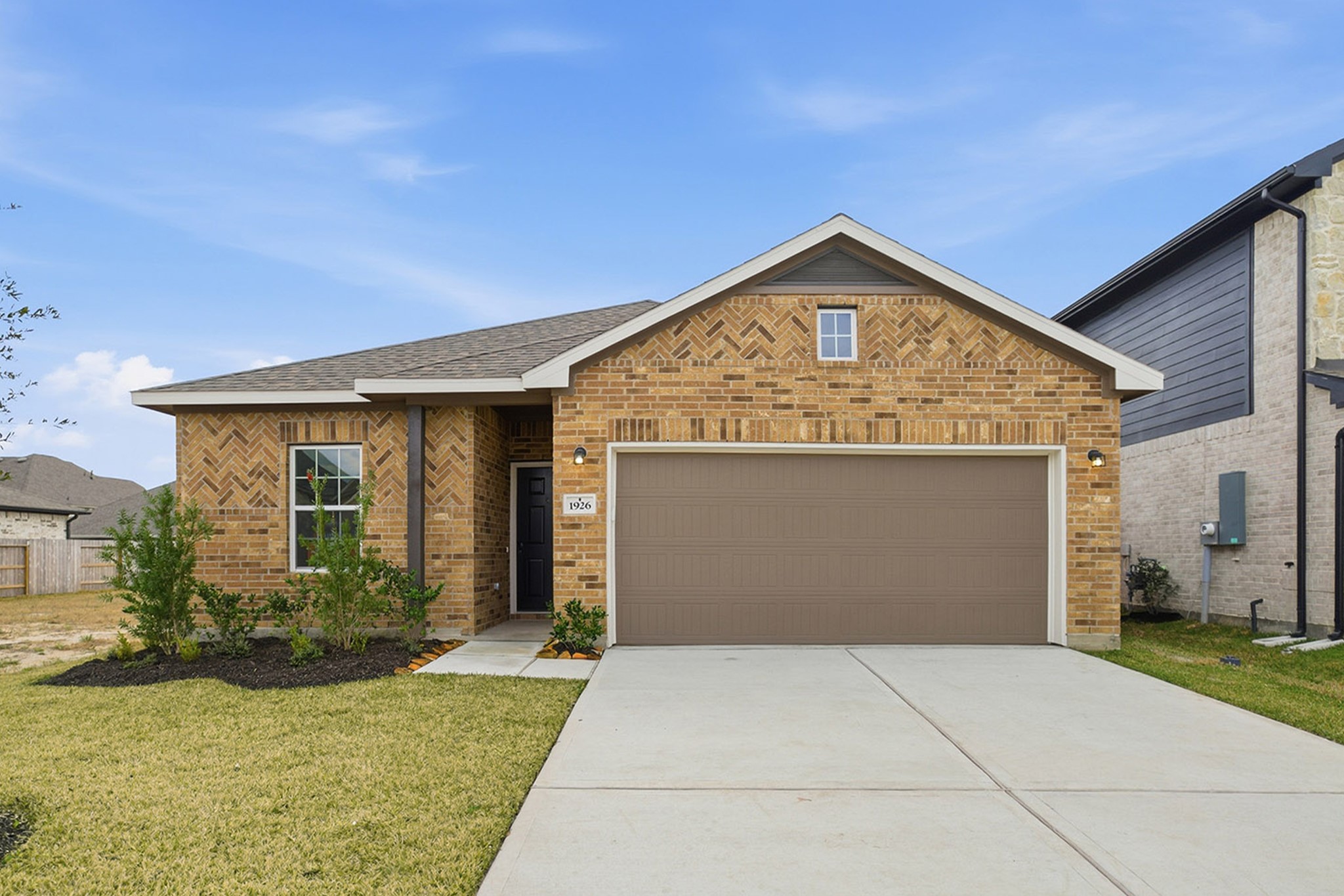 1926 Middle Pass Lane Angleton, TX 77515 - Photo 1 of 22 Gallery Image 1