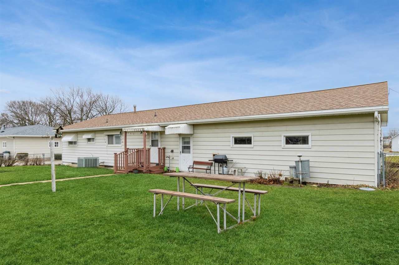 12011 Club Road Cedar Rapids, IA 52404 - Photo 21 of 21 Gallery Image 21