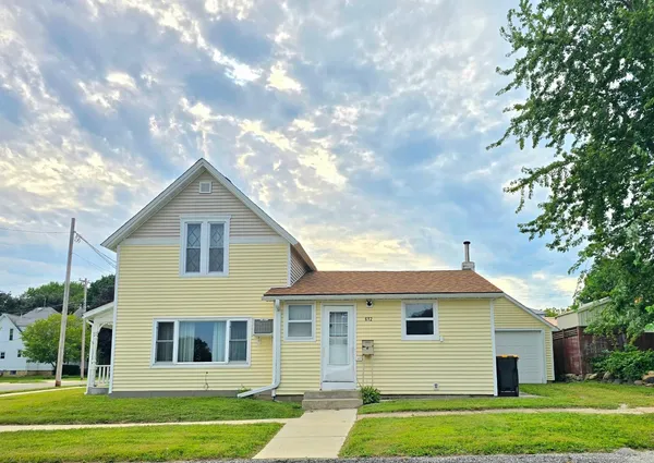 $139,000 | 213 Fremont Street, Spring Valley, MN 55975