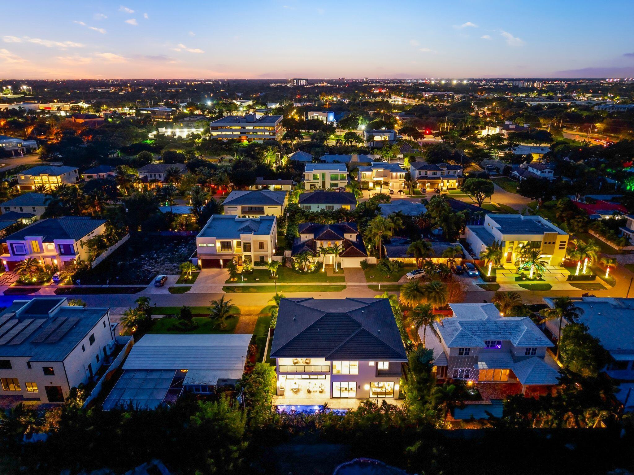 1050 Northeast 3rd Avenue Boca Raton, FL 33432 - Photo 15 of 63 1050 NE 3rd Ave Boca Raton FL 7