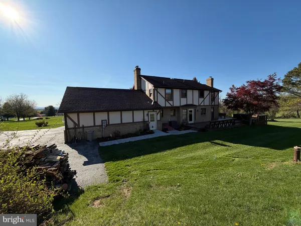 $889,000 | 8001 Mapleville Road, Boonsboro, MD 21713