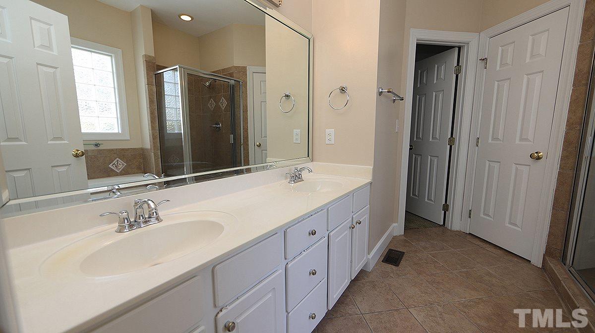 3605 La Costa Way Raleigh, NC 27610 - Photo 18 of 28 Gallery Image 18