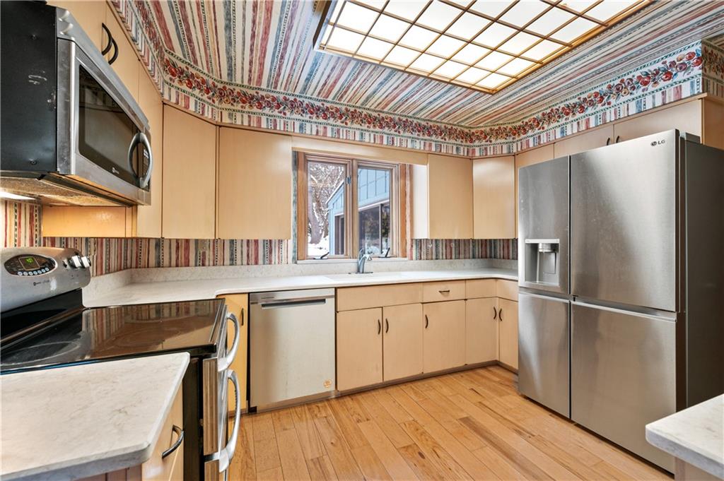 2272 Morrow Road Pittsburgh, PA 15241 - Photo 12 of 25 Another view of the kitchen. All kitchen appliances are staying.