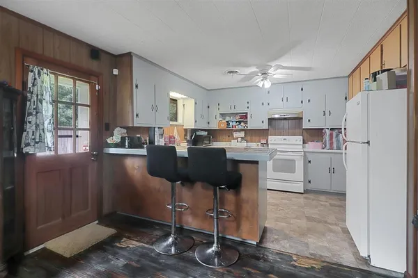 $217,500 | 443 West Borel Drive, Lake Charles, LA 70611