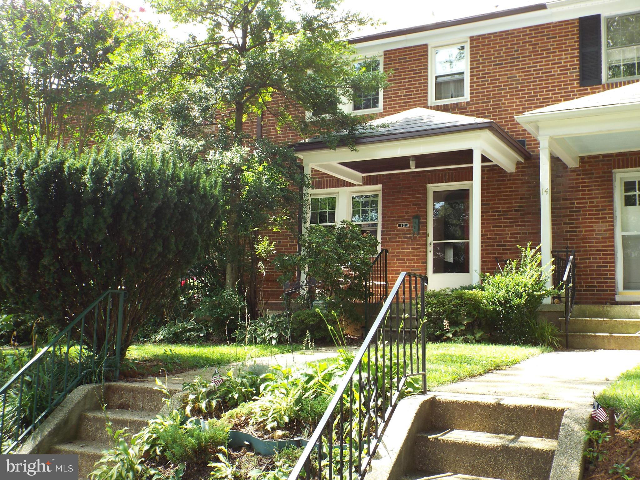 12 Dunkirk Road Baltimore, MD 21212 - Photo 1 of 17 Exterior (Front)