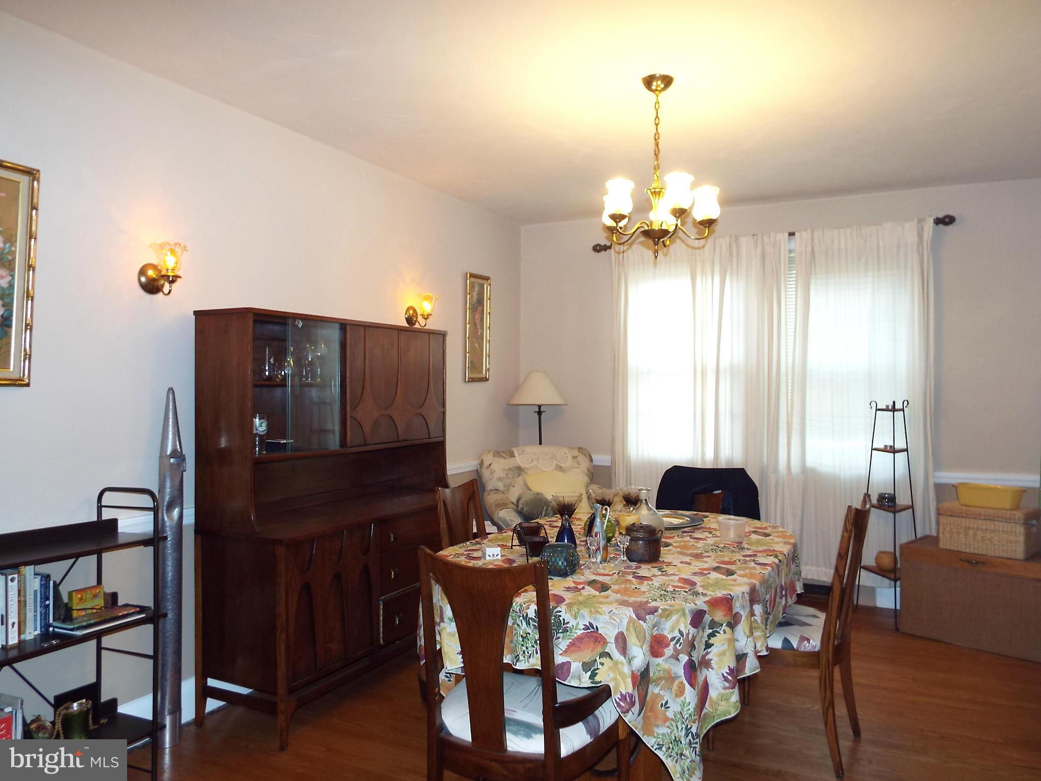 12 Dunkirk Road Baltimore, MD 21212 - Photo 3 of 17 Dining Room