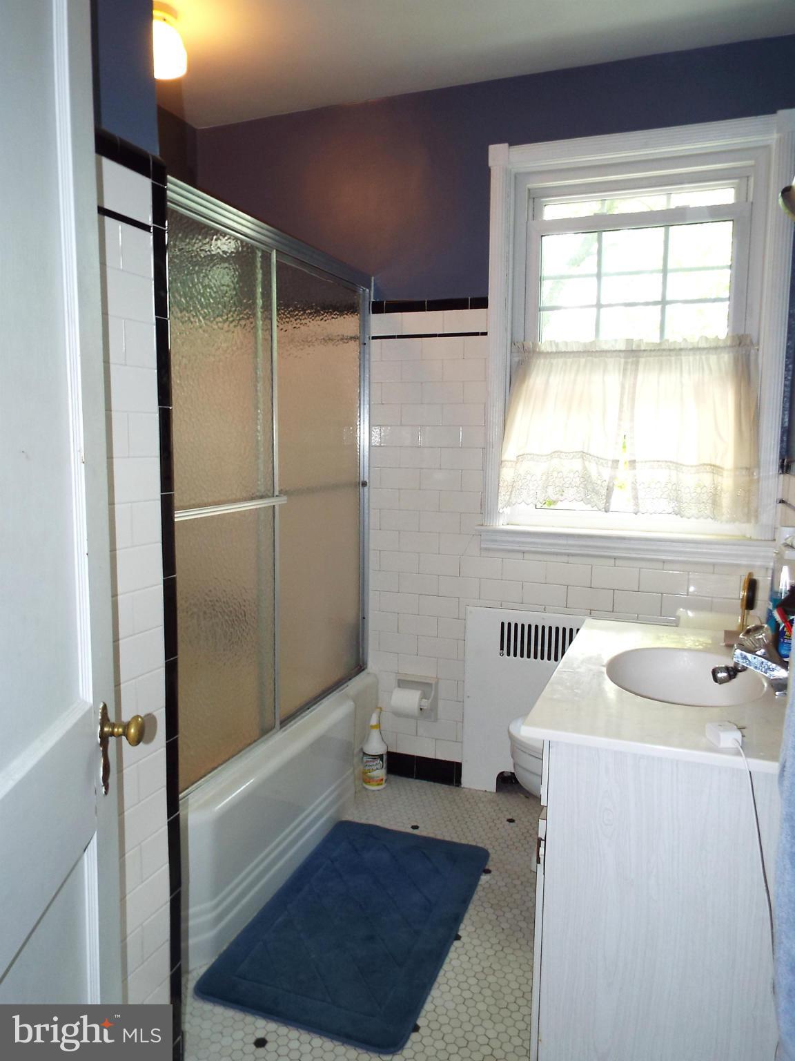 12 Dunkirk Road Baltimore, MD 21212 - Photo 9 of 17 Bath