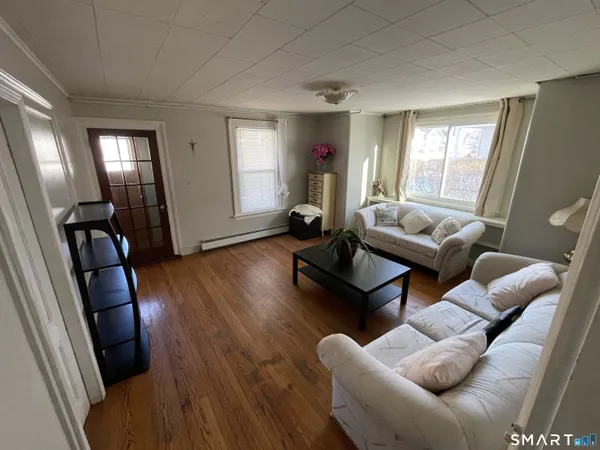 $474,900 | 264 South Main Street, Torrington, CT 06790
