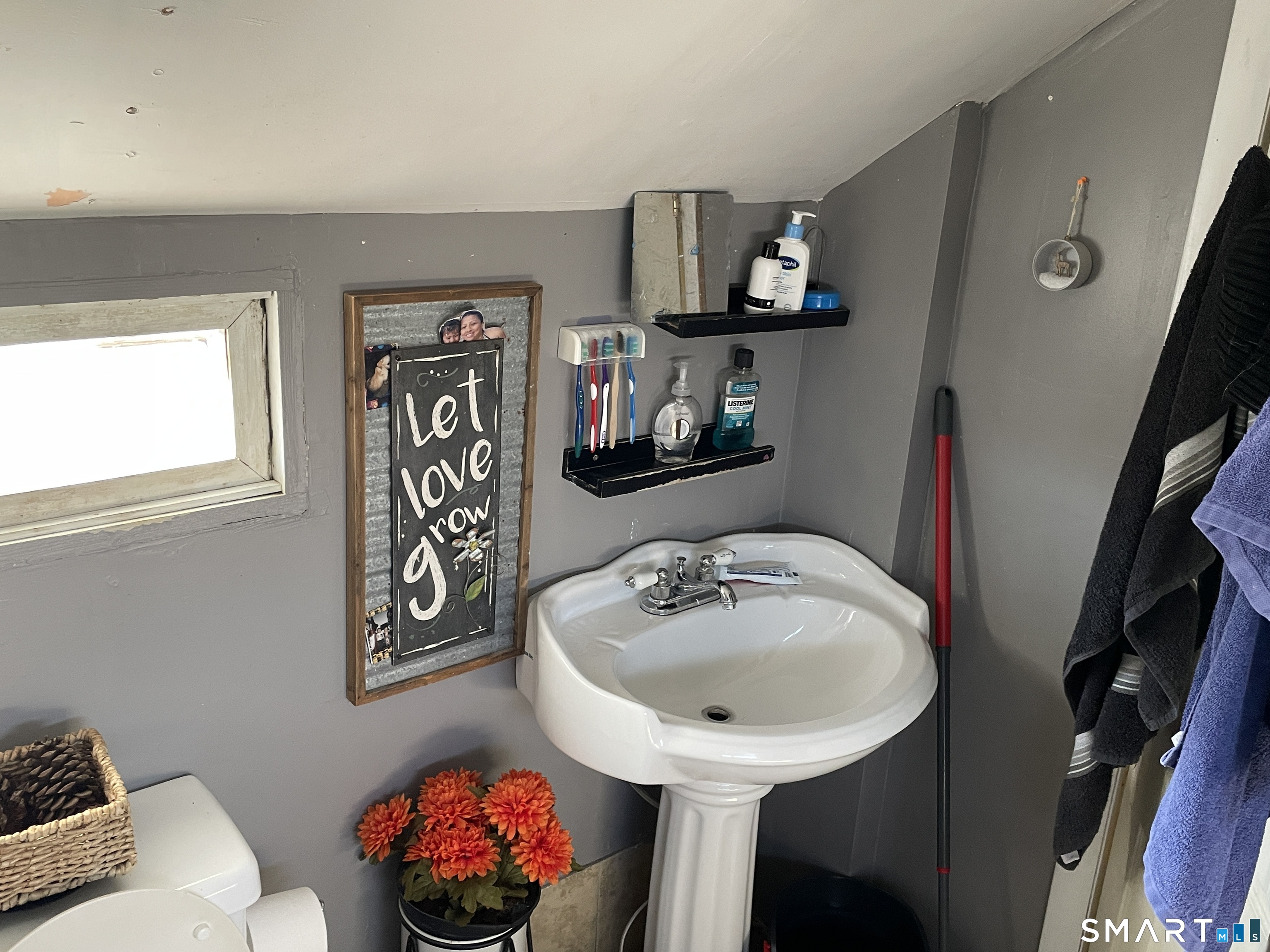 264 South Main Street Torrington, CT 06790 - Photo 36 of 39