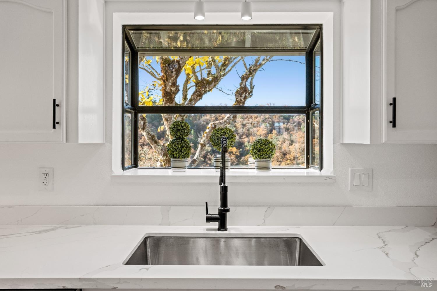 725 Gold Gulch Road Ukiah, CA 95482 - Photo 15 of 37