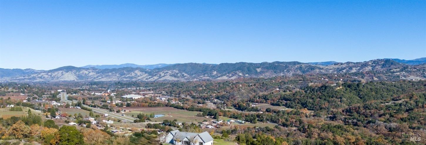 725 Gold Gulch Road Ukiah, CA 95482 - Photo 2 of 37