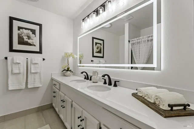 $749,900 | 725 Gold Gulch Road, Ukiah, CA 95482