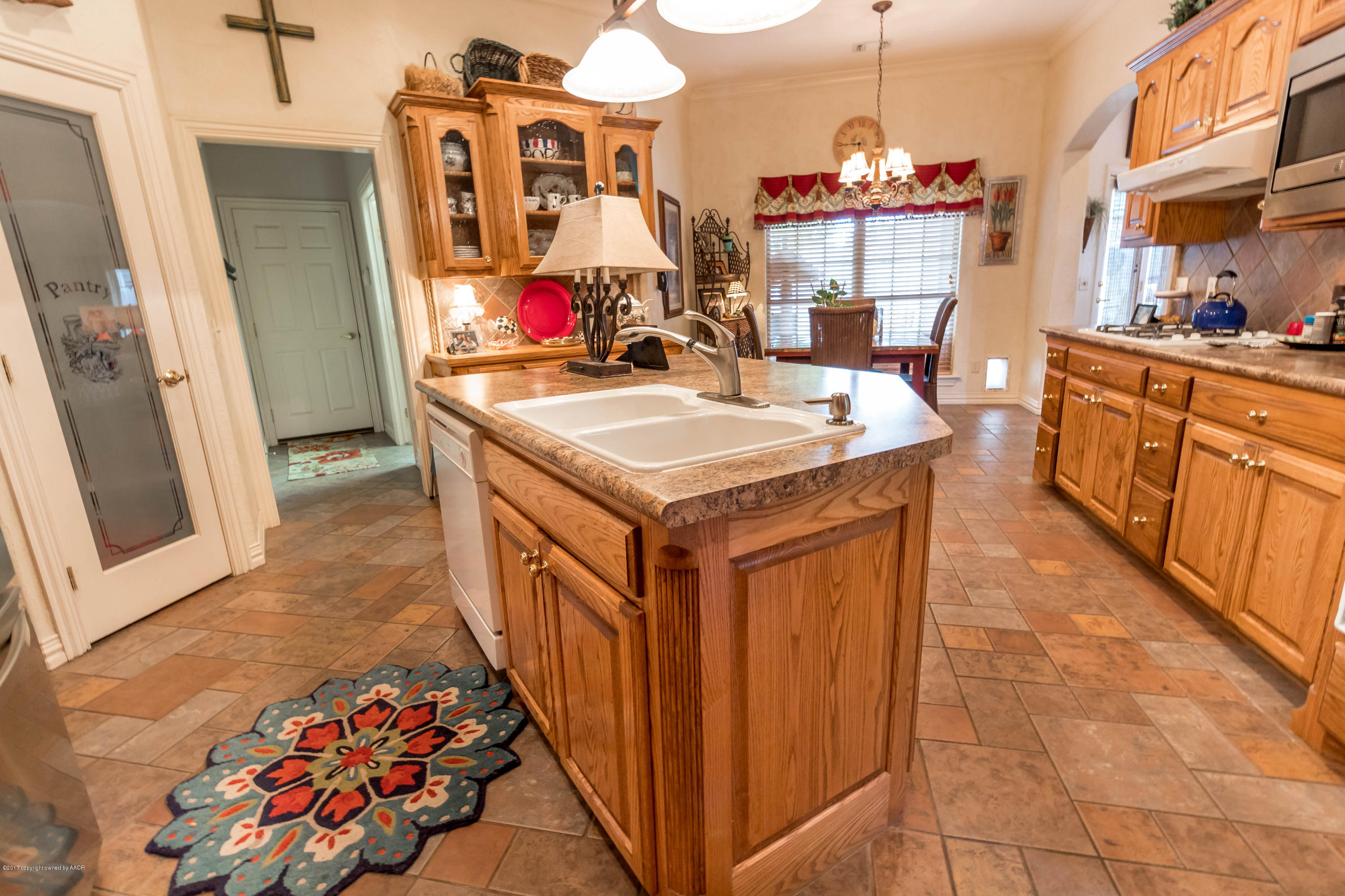6005 Riley Elizabeth Drive Amarillo, TX 79119 - Photo 14 of 48 Kitchen